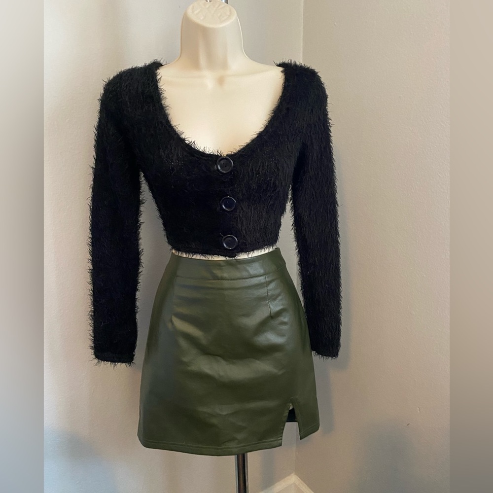 NWT Prettylittlething Black Eyelash Button Cardigan Size S - Picture 7 of 7